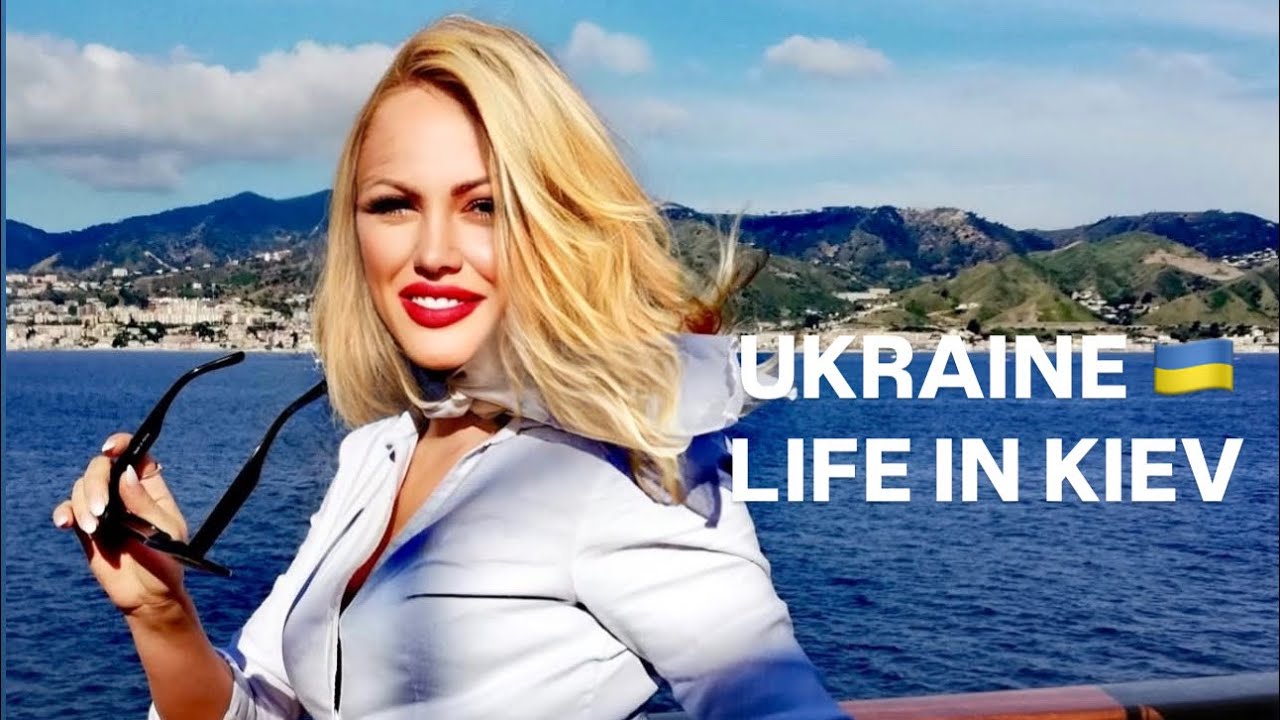 Ukraine 🇺🇦Life in Kiev. September 10, 2025. The Streets of Kiev, Ukraine. Streets Scenes.