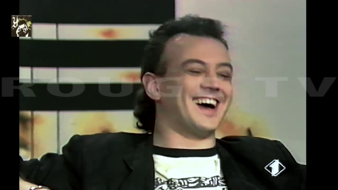 Enrico Ruggeri a Deejay Television - 1990