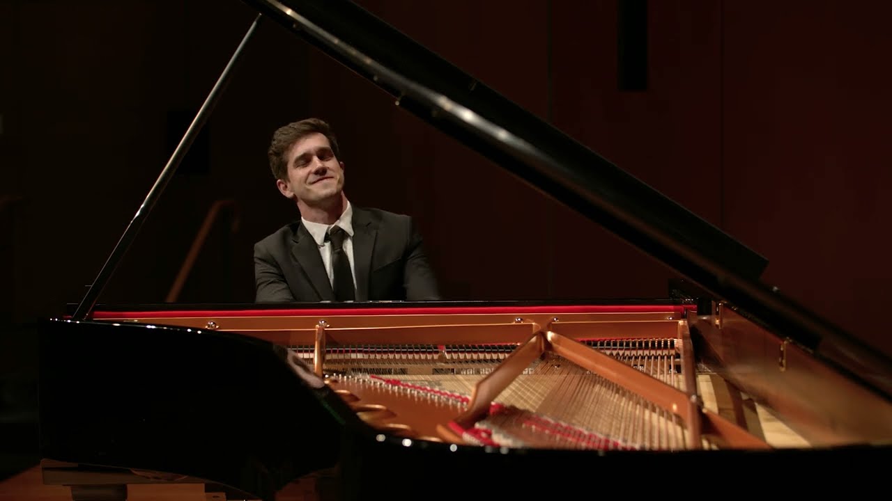 Cahill Smith - Rachmaninoff: Prelude in B-flat, Op. 23, No. 2