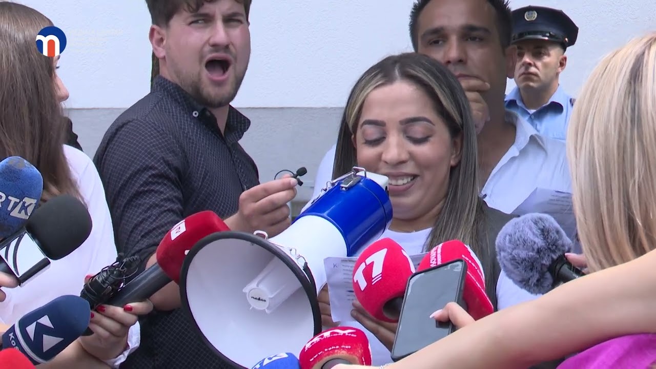 Gračanica  - Protest zbog prebijanja Roma od strane Kosovske policije        29.08.2023
