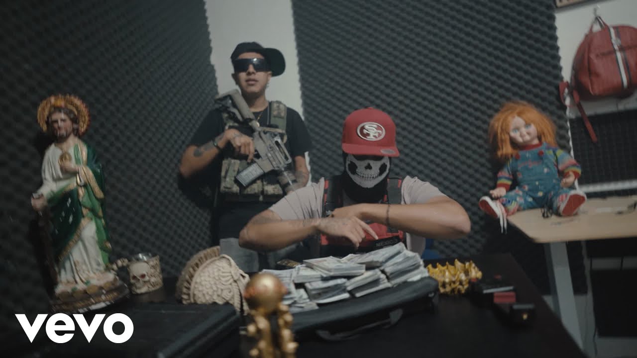 Chuy Michoacano - La Santa Muerte Me Proteje (Official Music Video)