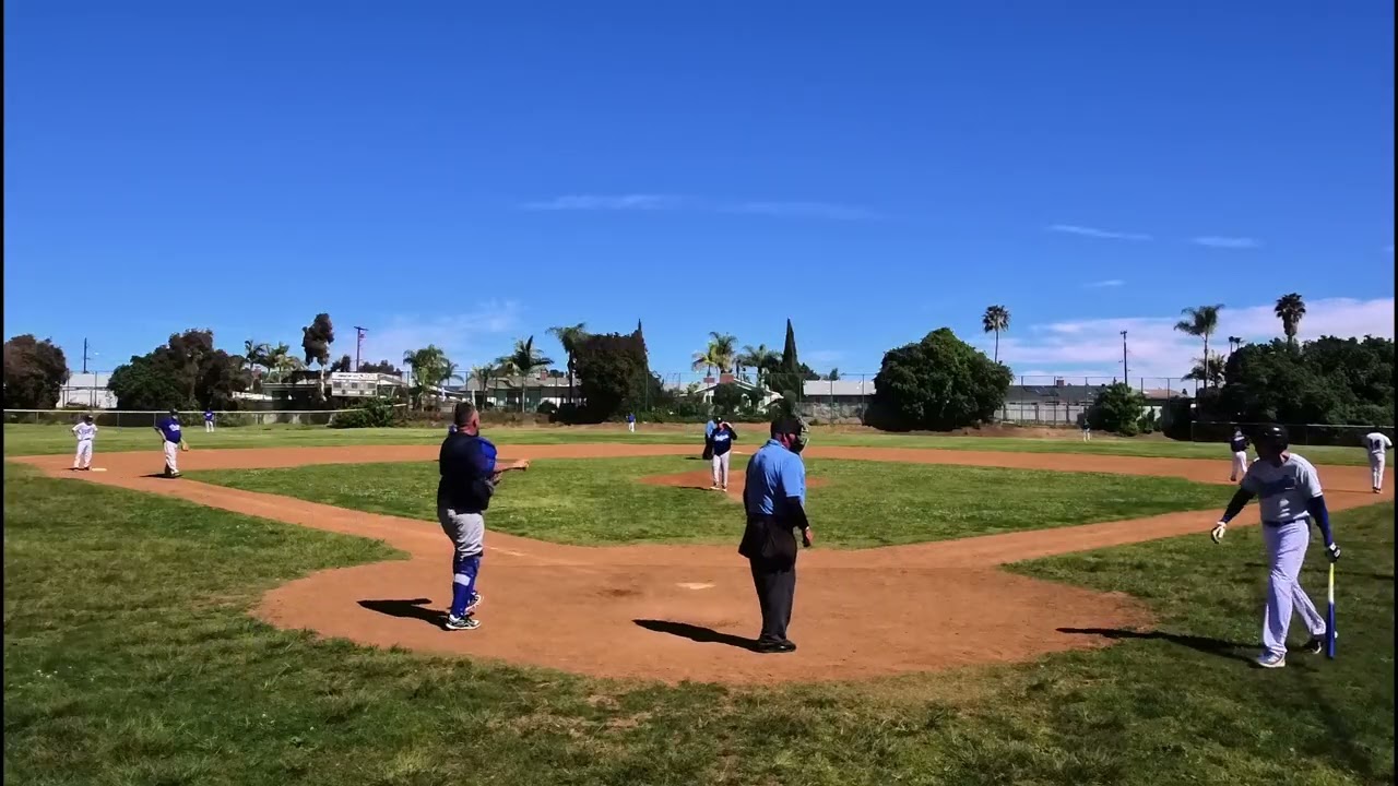 Royals v  Dodgers 3 1 26