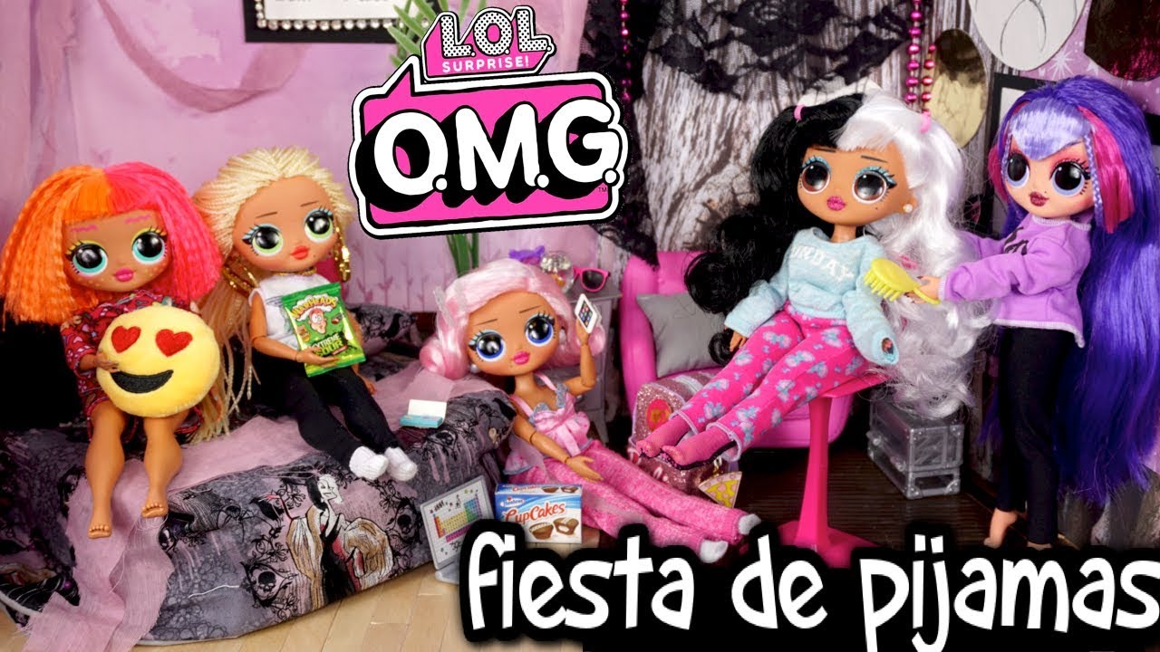 Muñecas LOL OMG Tienen una Pijamada - Le Cortan  el pelo a Neonlicious!