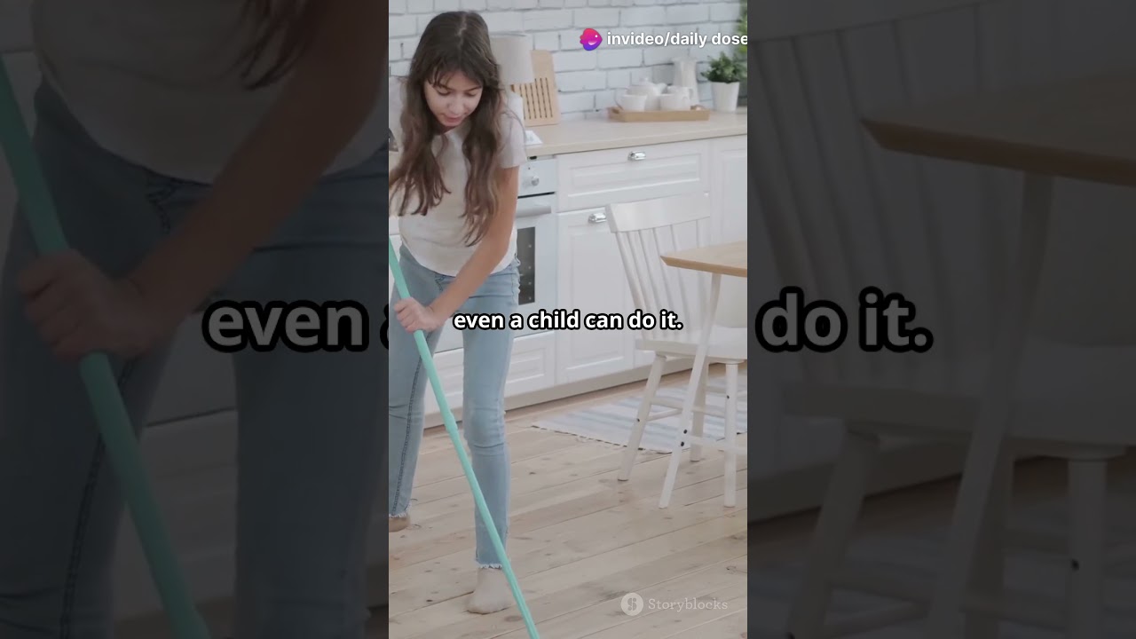 Say Goodbye to Sticky Floors with This Simple Vinegar Hack! 🧼✨