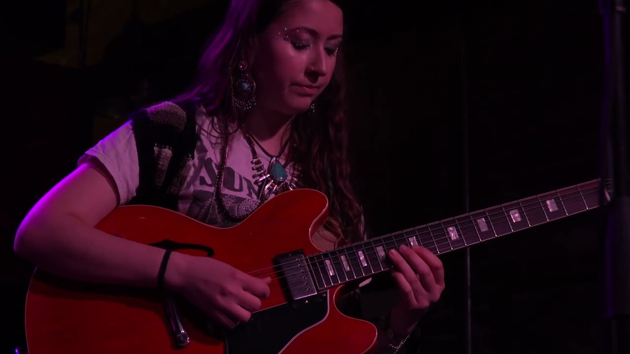 Round Trip /// Becoming Dust feat. Lara Cwass /// Live at Garcia's 2/18/26