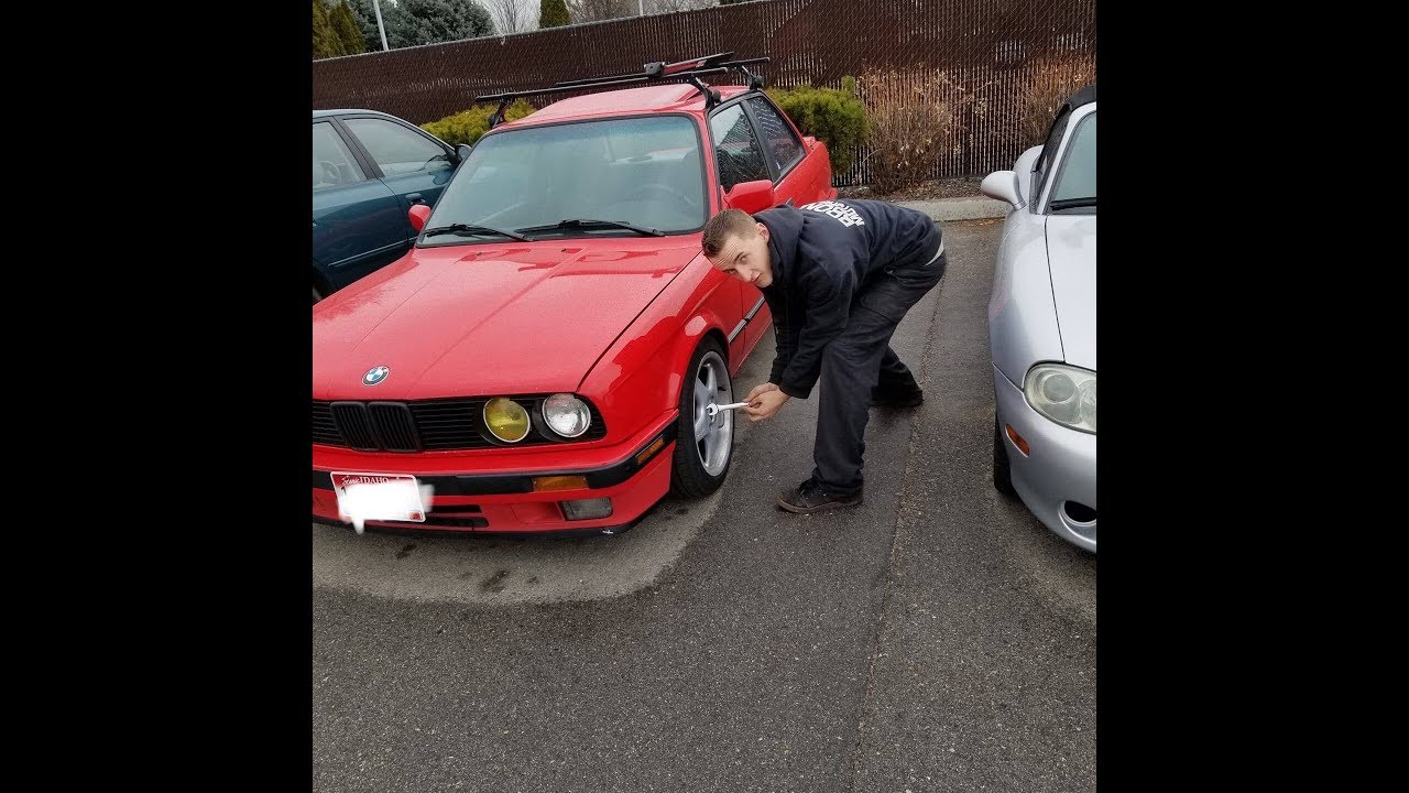 Как заменить водяной насос и корпус термостата на BMW E30 M42