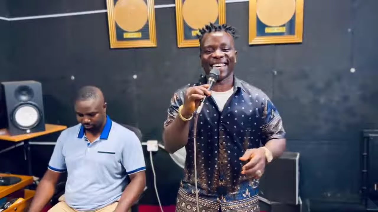 Highlife singing competition vol by Obiroyce Entertainment. Twinstar, Obananya and Kulsoul.