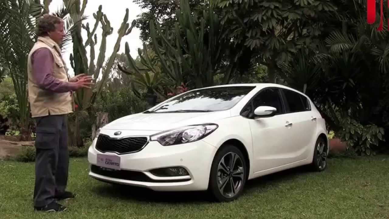 Detalles del nuevo Kia Cerato Hatchback 2014