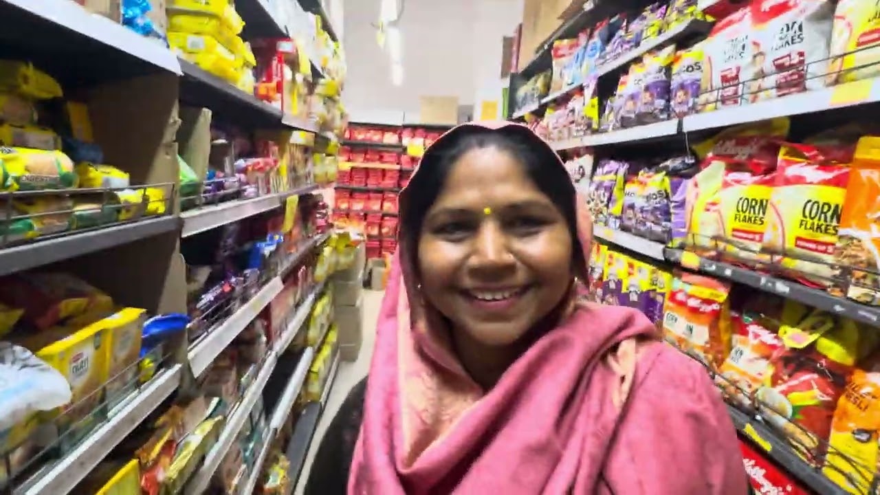 Ajj mummy ke sath shopping karne aye#viral #viralvlog #vlog #vlogger #viralvideo