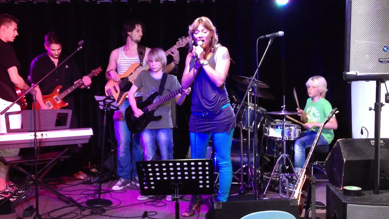 Nirvana Smells like teen spirit Casper de Lange op drums FINAL.MOV