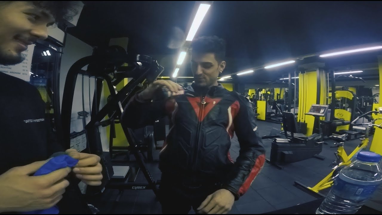 MOTUL M3 PERFECT LEATHER ile Deri Motosiklet Montu Temizliği - Schuberth S2 Çene Altı Kamera Montajı