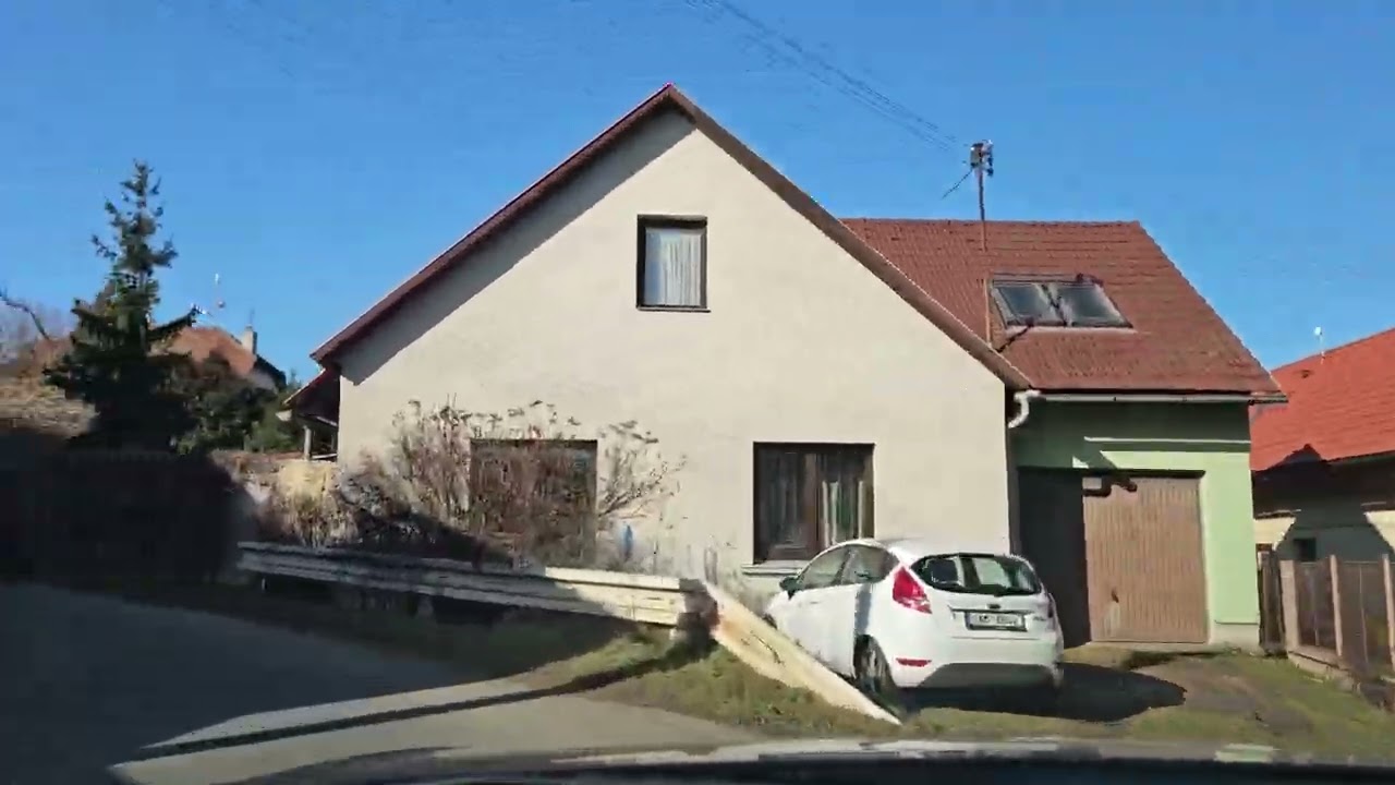 🚗 Hradešín → Prague Horní Počernice | Calm Drive | 4K | No Commentary