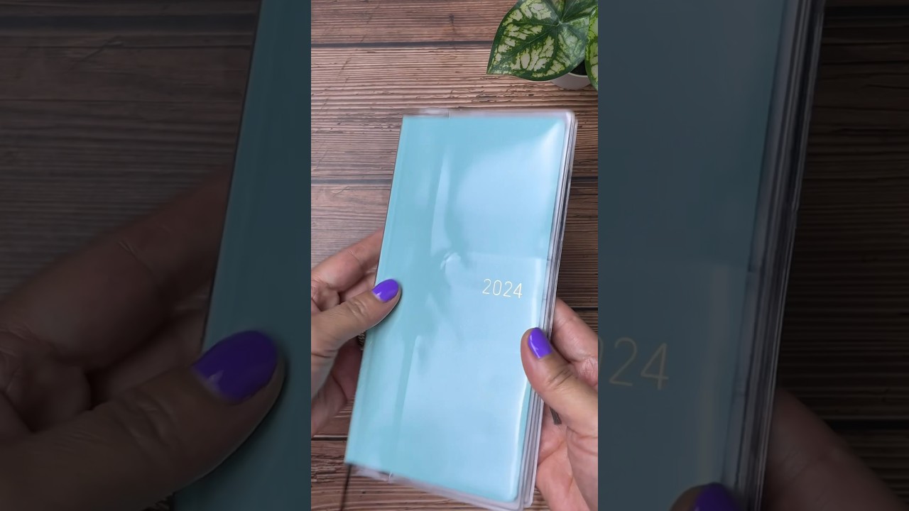 Clear cover for the Hobonichi Weeks + revealing the page marker tab