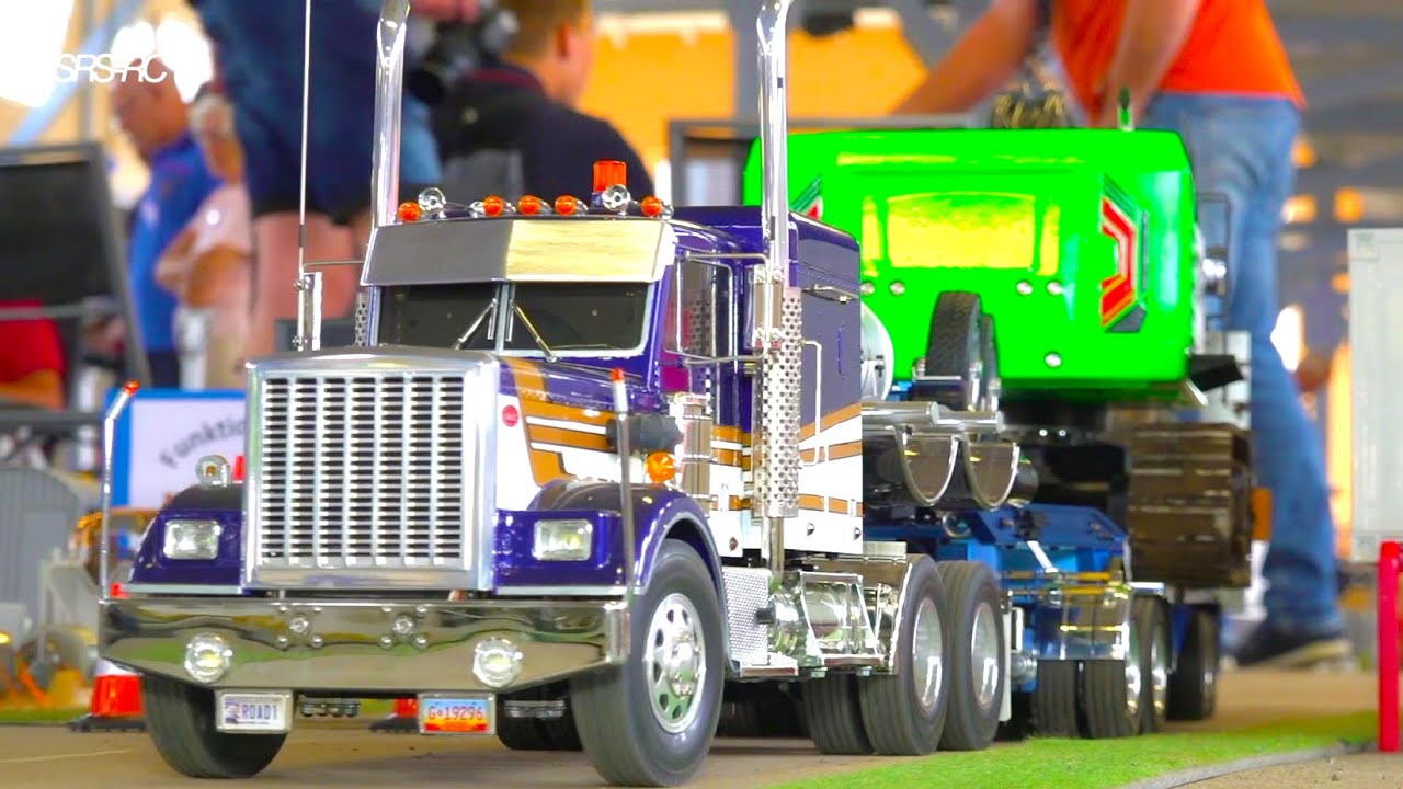 HEAVY HAULAGE RC TRUCK TRANSPORT, CATERPILLAR, CONSTRUCTION WORLD, MODELLBAU MESSE ERFURT, LIEBHERR