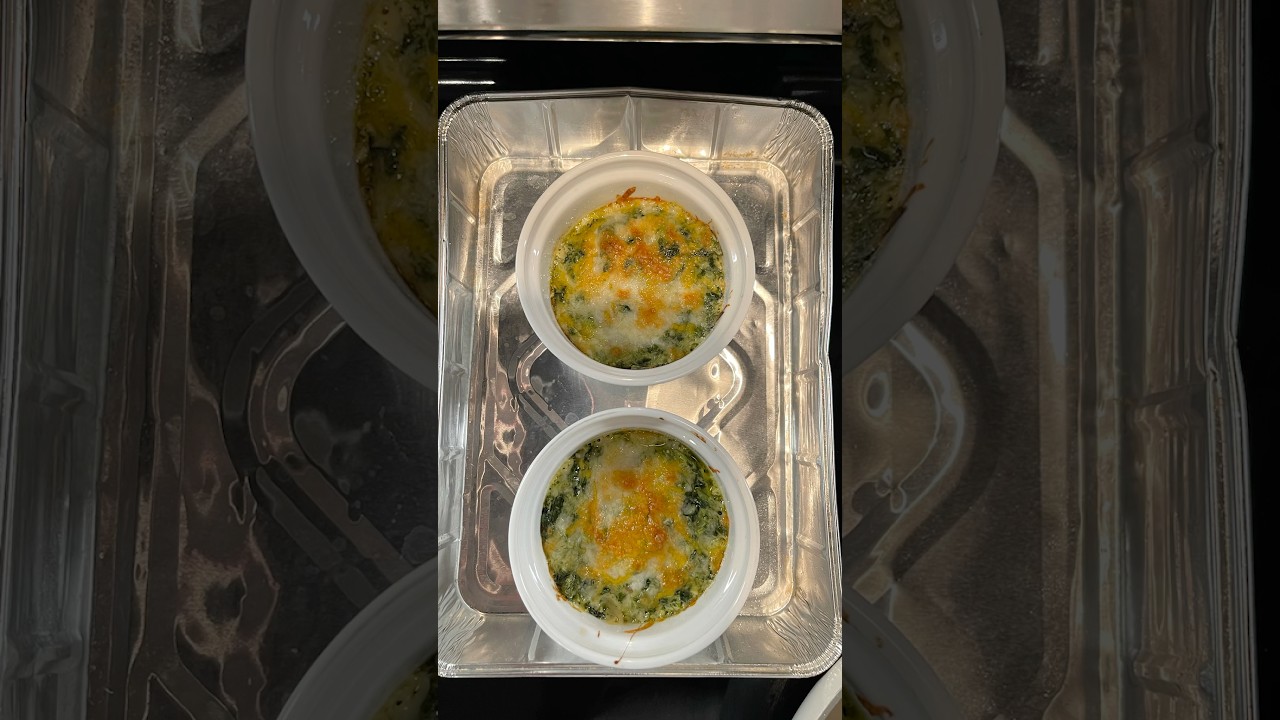 Individual Creamed Spinach Dip 🥬🧀✨ | Mini Steakhouse Personal Appetizer with Toasted Bread