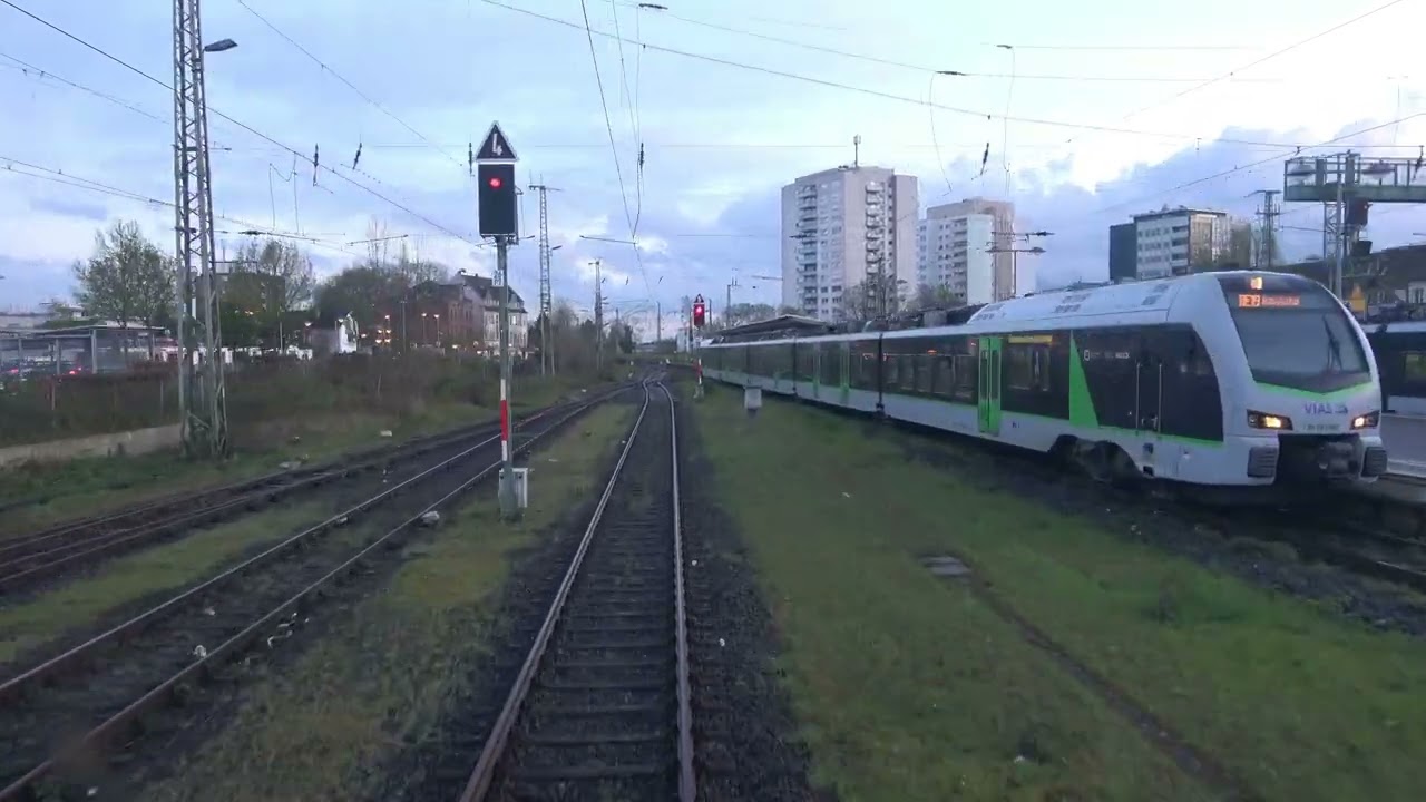 Cabride train; Entering Wesel station (from Wesel Feldmark) (20240403; speed 10x)