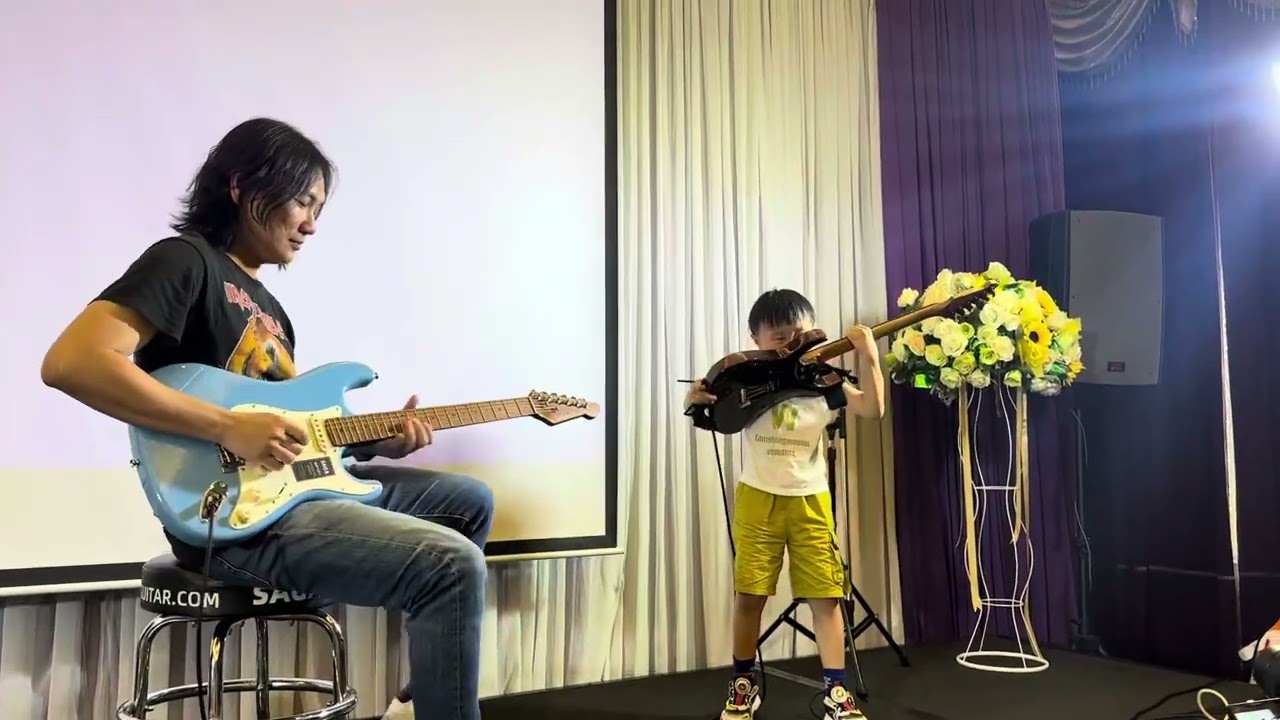 Jam with brother Chatreeo in Bangkok