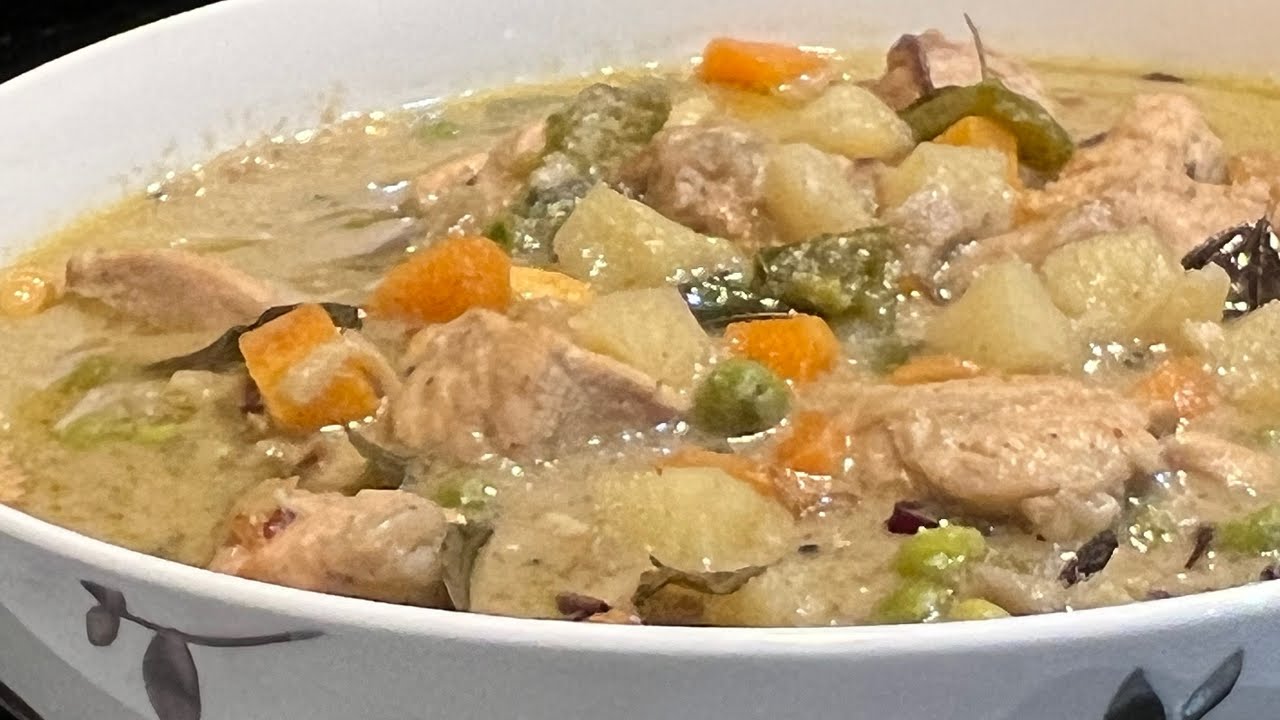 INDIAN KERALA AUTHENTIC CHICKEN STEW RECIPE | How To Cook Chicken Stew | Easy Tasty Recipe