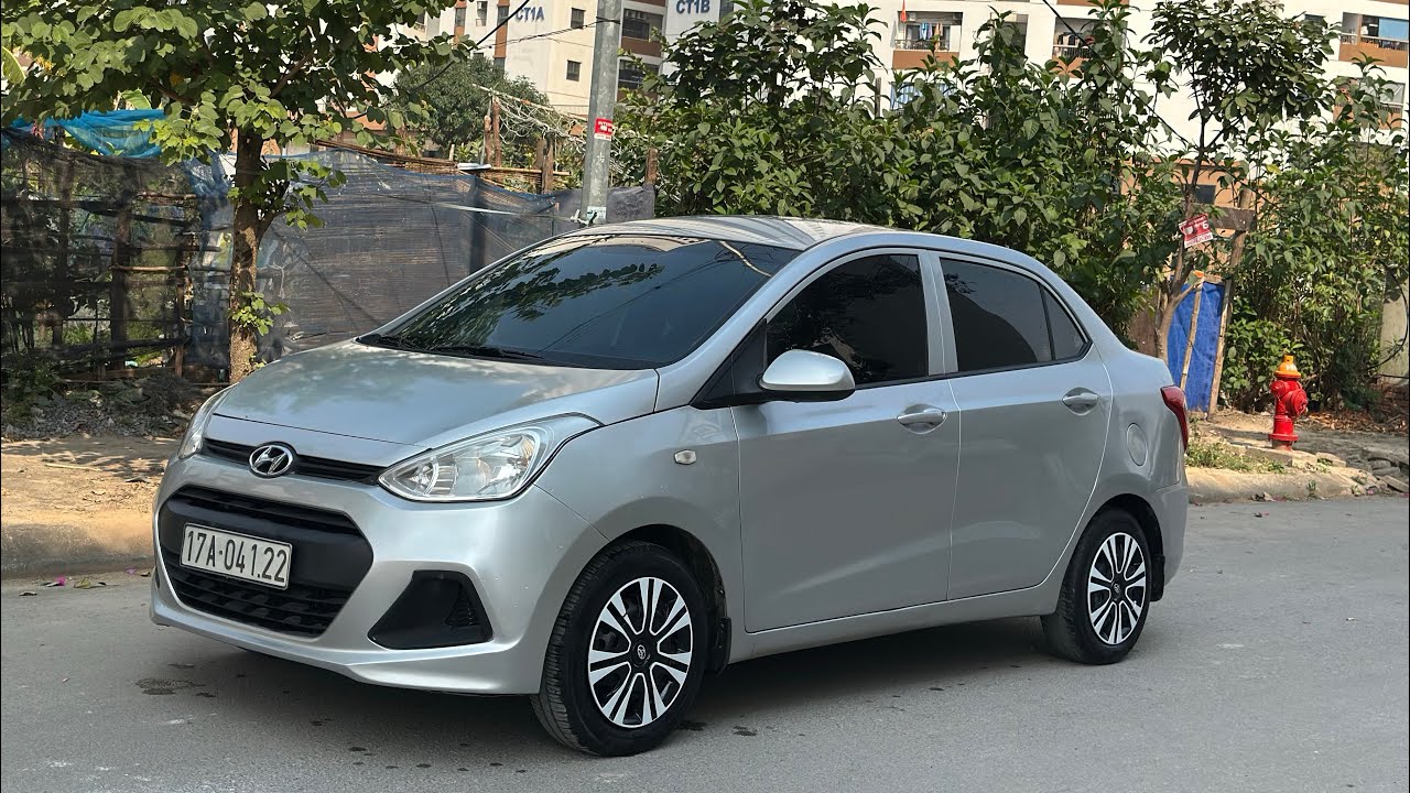 139tr HYUNDAI I10 2015 sedan tư nhân giá sh siêu tiết kiệm alo 0352060412