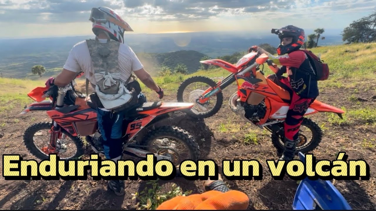 SUBIENDO VOLCÁN EN SHERCO 300 SEF- UN MAR DE PIEDRAS.