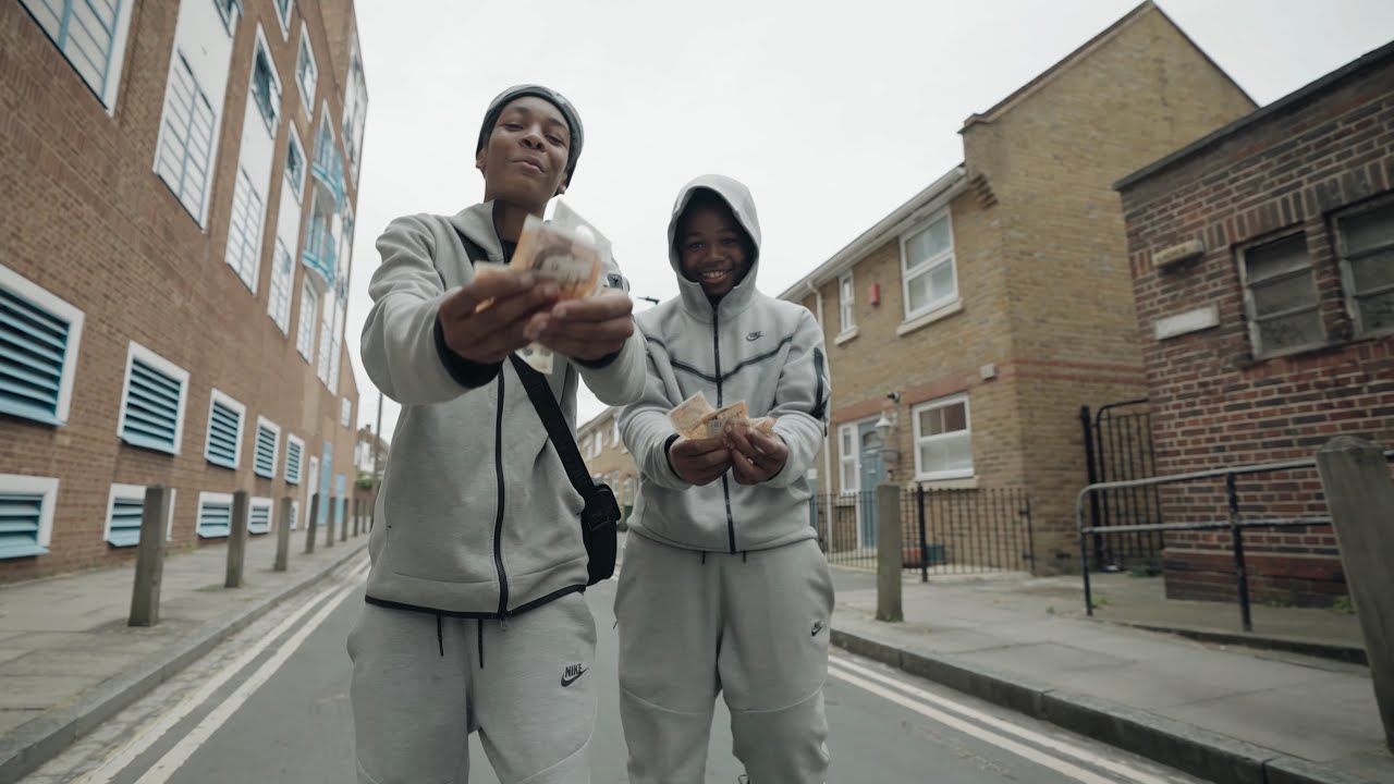 Bobin - PROBLEMY [prod. Francis, Yankiee] (🎥: @aptlyfilmz) (Official Music Video)