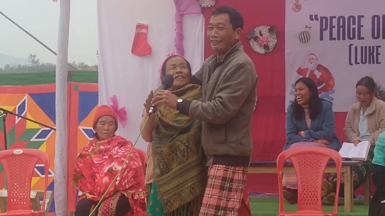 Christmas entertainment: Pa Ngamthang leh Khosunga tehse ho ki houlimna 😂
