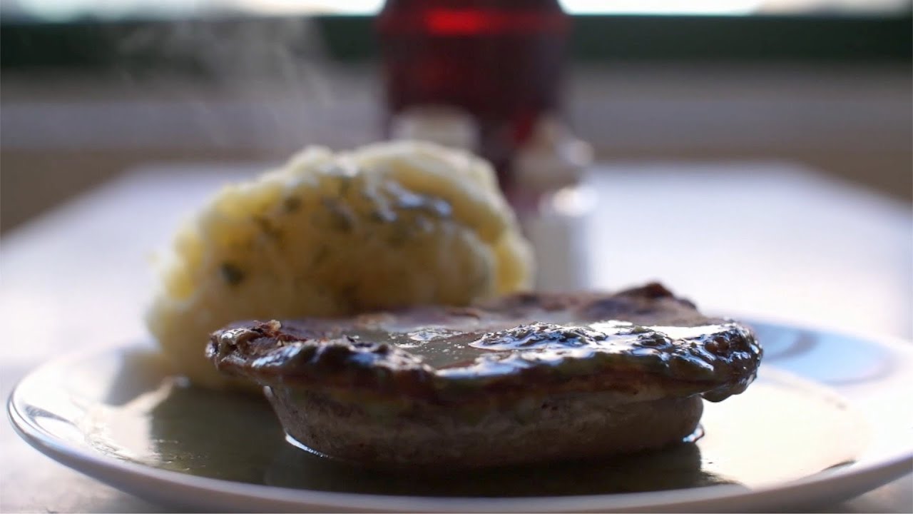 UK: Pie & mash - the fight to save London's classic dish