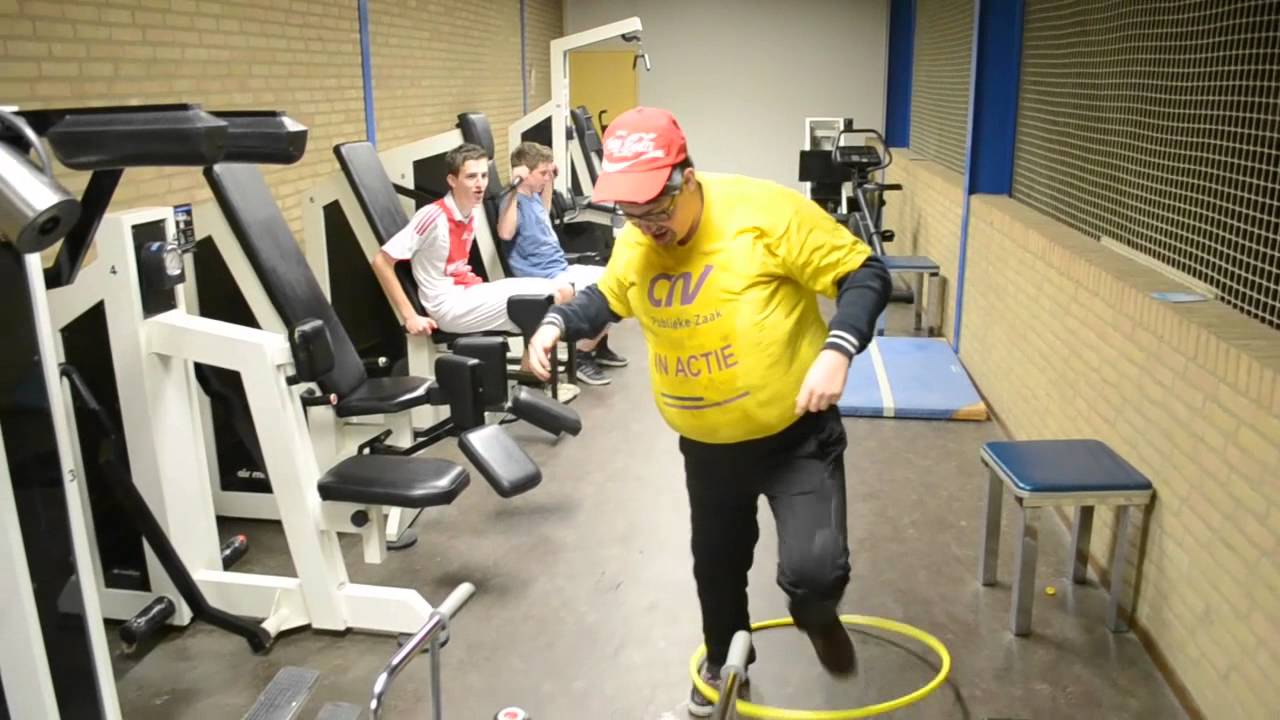 BasicFit parodie examenstunt 2013 Lambert Franckens
