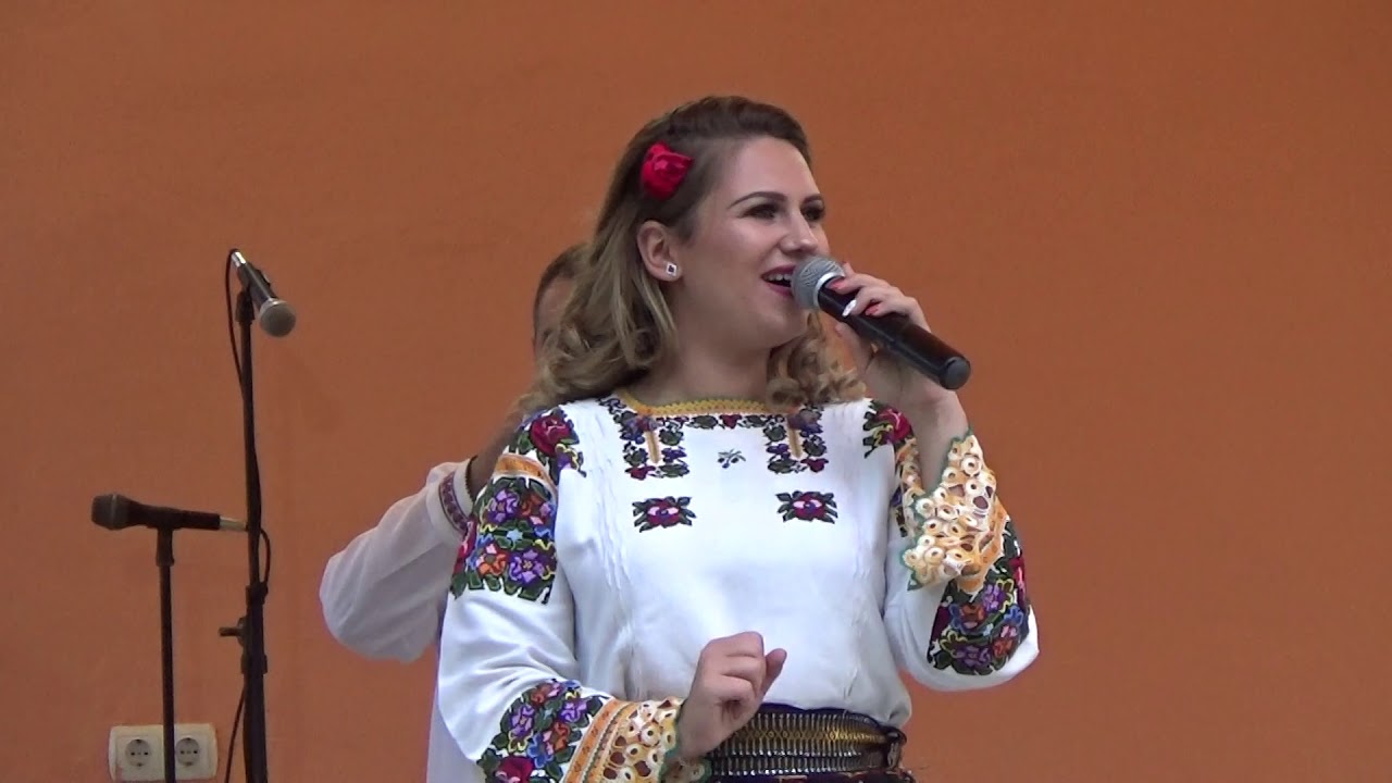 Royal Band  din Darabani si Bianca Filip in concert la Concesti hram 1