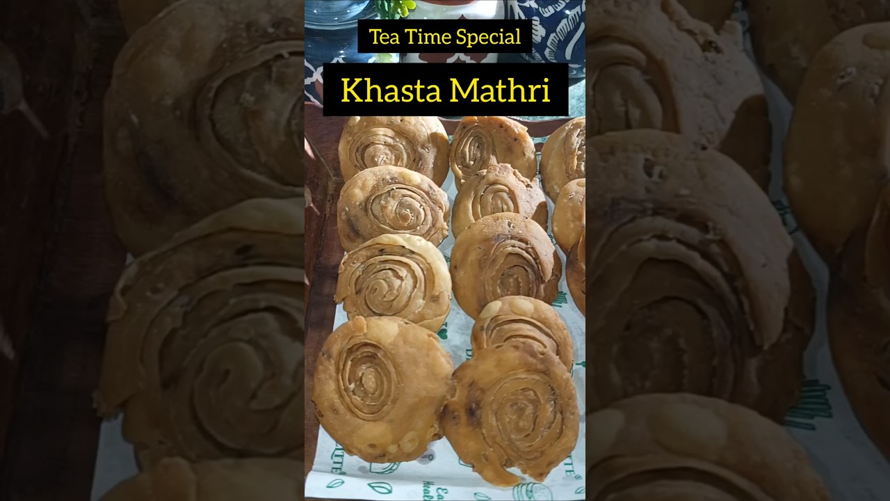 Golden, flaky and perfectly crispy 😍Homemade Khasta Mathri &ndash; the ultimate chai-time crunch.#viral