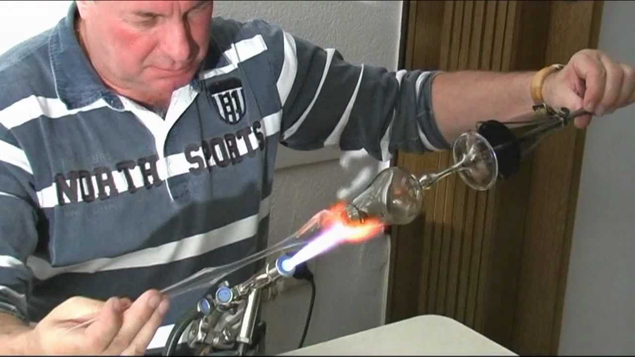 2011 - GLASBLÄSER AUS LAUSCHA IN THÜRINGEN