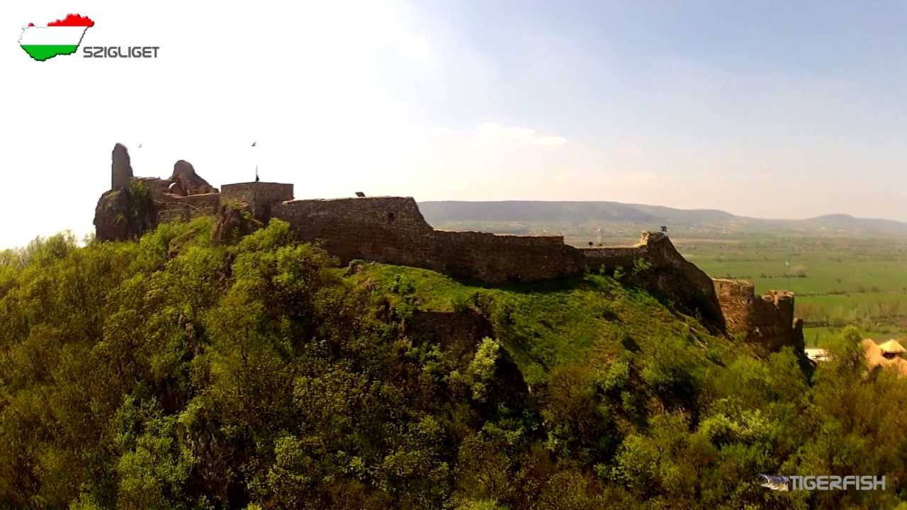 A Szigligeti v&aacute;r - Burgruine Szigliget - Ruins of Szigliget