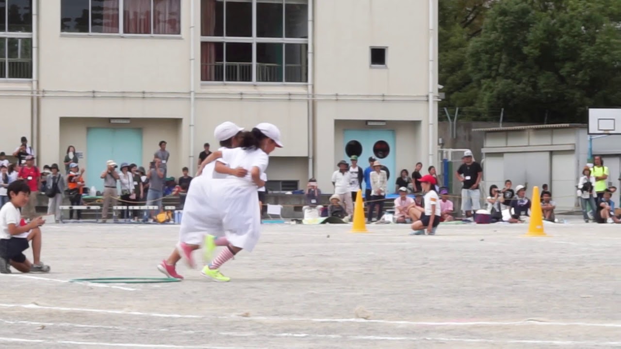 Japanese School😄 Dekapan (large pants relay) デカパン競争 Sports Day 小学校運動会