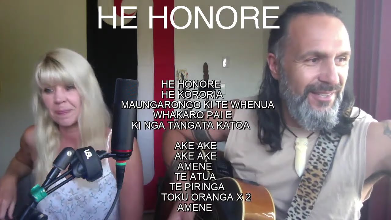 HE HONORE - Riq & Floss - Songs for the kete