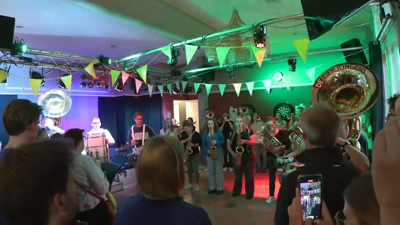 De Eierjongens Blokje 2025 Preparty Dweilorkesten dag Groenlo Eierjongens 28 mei 2025 Winterswijk