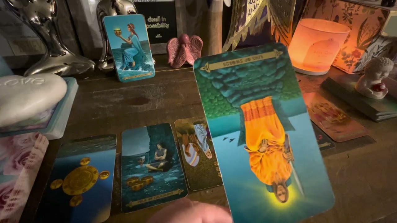 BEST READING I’VE EVER DONE FOR THE COLLECTIVE🎯This reading is about reclaiming personal authority!￼