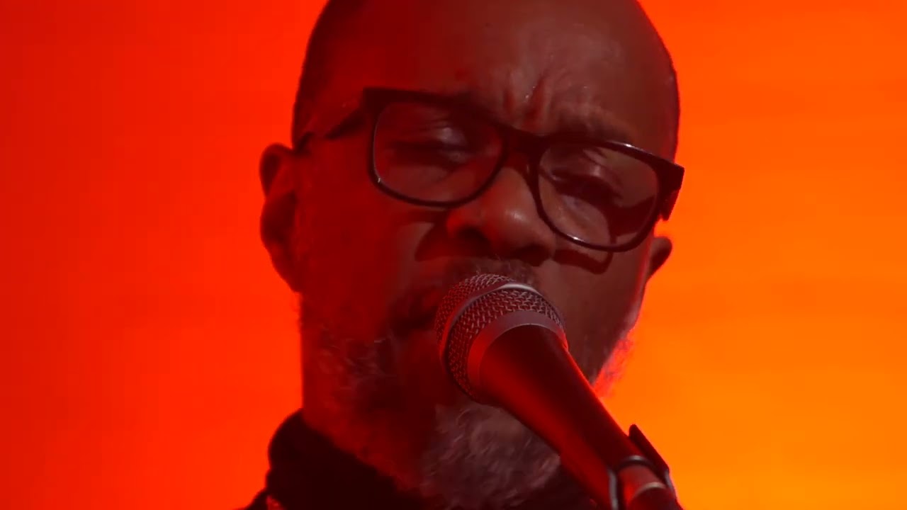 Hifi Sean & David McAlmont – Electronic Sound Live Session