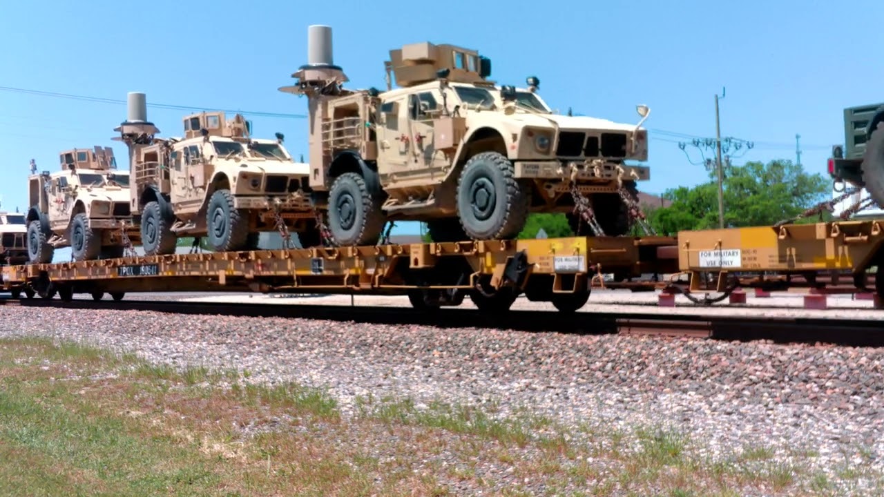 BNSF EB Military Train from Barstow to Ft. Cavazos in Copperas Cove.  04/23/2024.