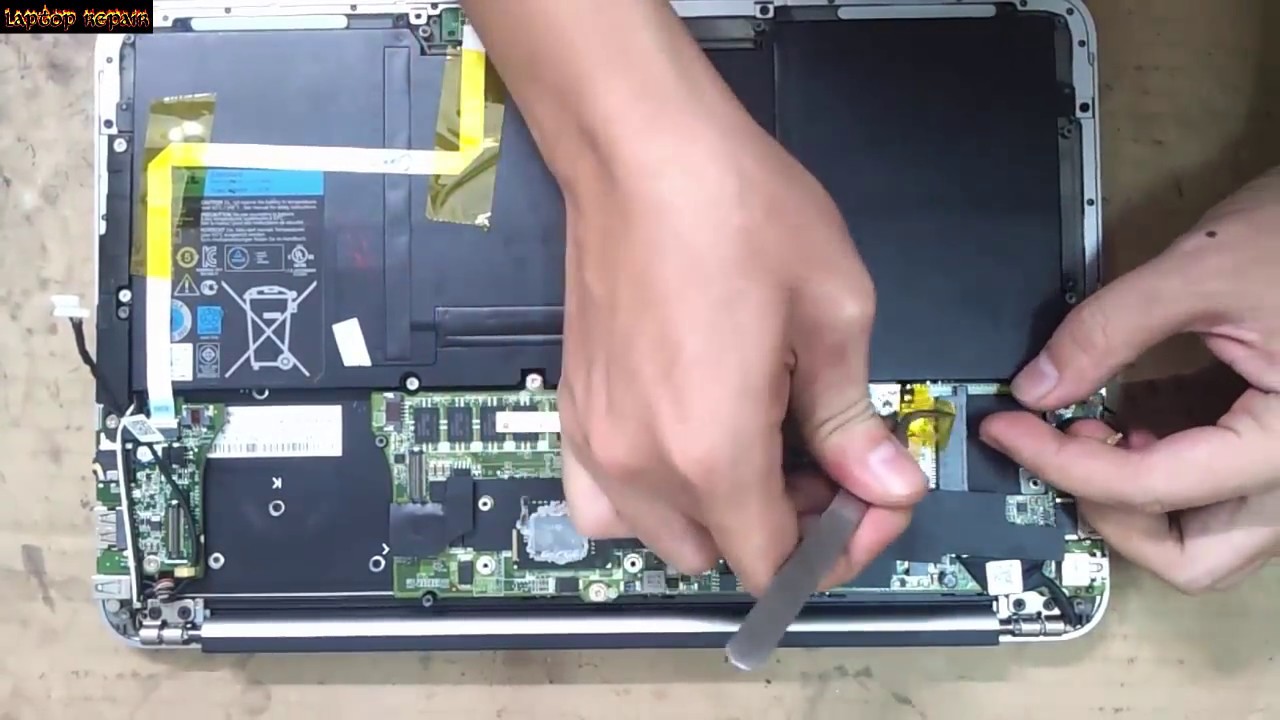 Dell XPS 13 L321X -  Disassembly and fan cleaning - laptop repair