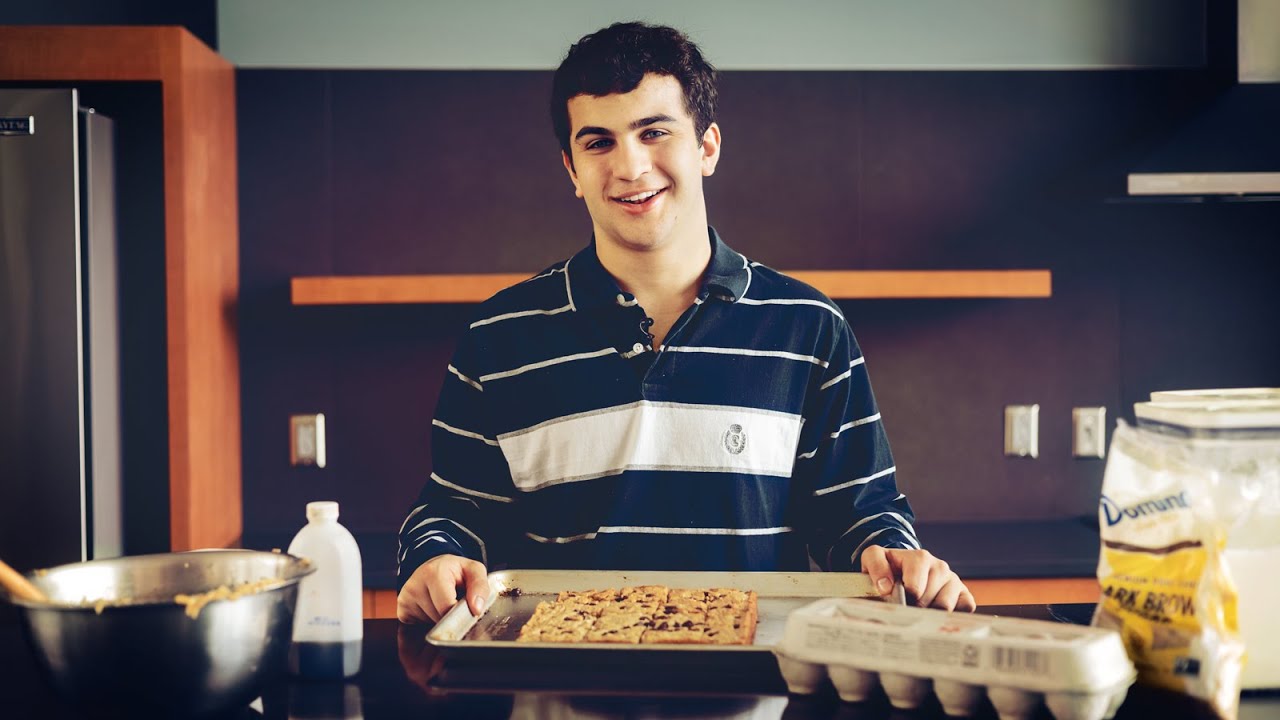 Baking Blondies&mdash;Dorm Style!