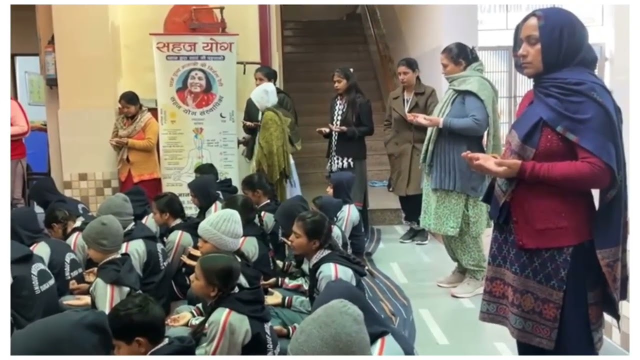 Dr. Narendra Gupta giving Self-Realisation to students of Unique Montessori Public School on 3Feb26