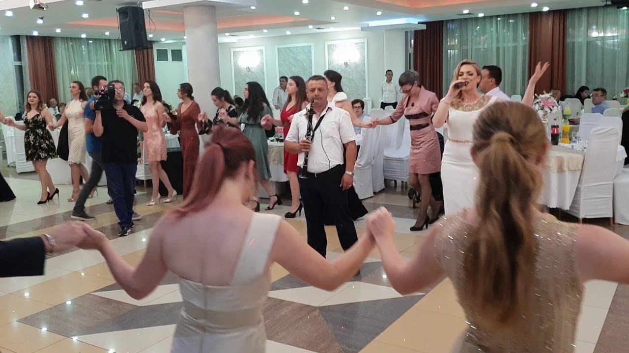 Arjeta Ajredini Mustafai - Në faqen tënde paske një nishan - LIVE - Prespë 2018