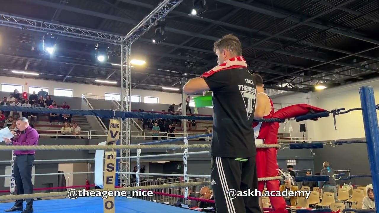 1/8 et 1/4 final de CHAMPIONNAT PACA boxe elite, Toulon  THEAGENE NICE  21 22/10/2023 ASKHAPOV, DAGL