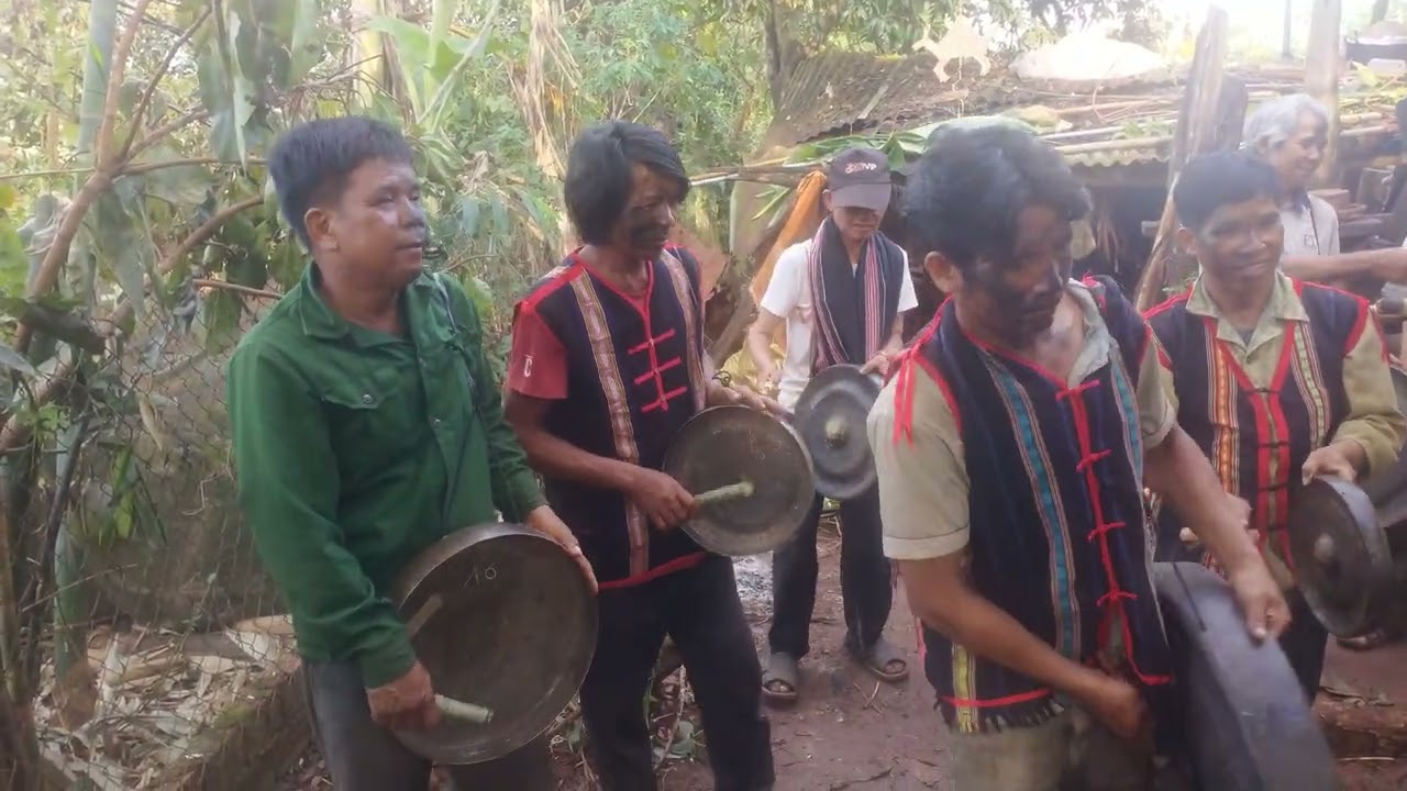 Jarai play nhã 