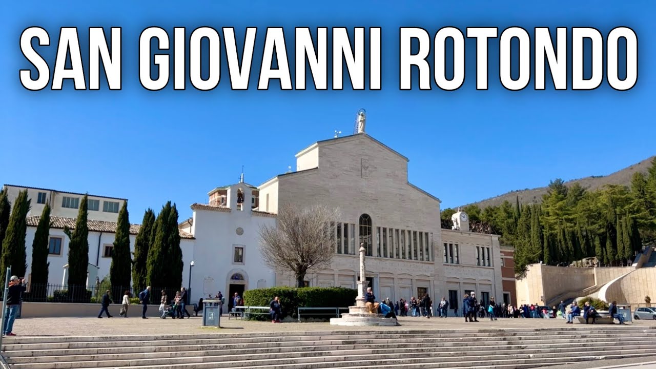 [4k] ИТАЛИЯ 🇮🇹 Прогулка по Сан Джованни Ротондо 🇮🇹 Март 2023 - с СУБТИТРАМИ!