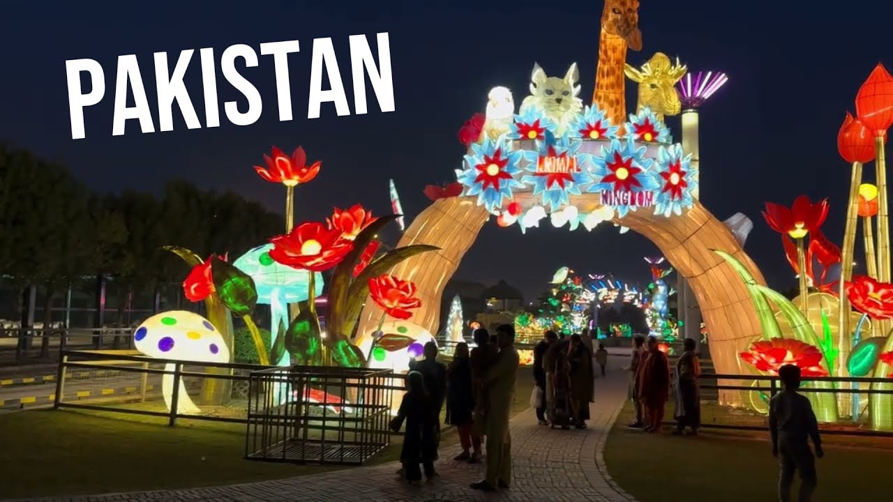 NIGHT WALKING TOUR PAKISTAN, SATELLITE TOWN JHELUM 2025, WALKING In PAKISTAN,🇵🇰, THEME PARK JHELUM