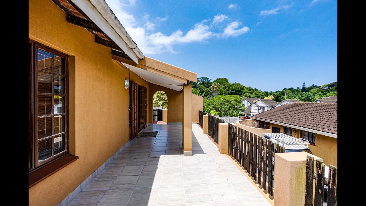 RXAO-10961 2 Bedroom Simplex - Pet Friendly - Fully Furnished - garage - Low Levy