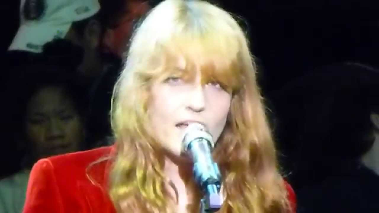 Florence and the Machine SHAKE IT OUT Live Acoustic @ Bridge School Shoreline Mountain View 10-25-14