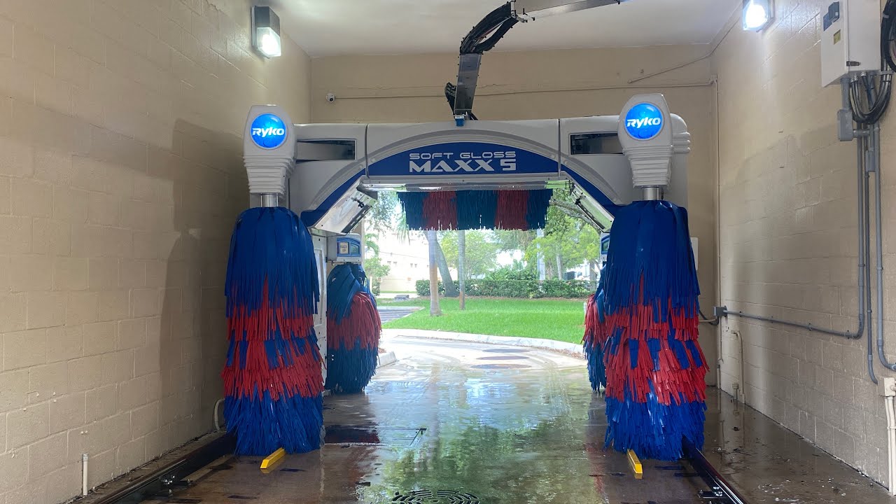 CW 48 Brand New Ryko SoftGloss Maxx 5 At The Shell Gas Station in Tamarac Fl.￼