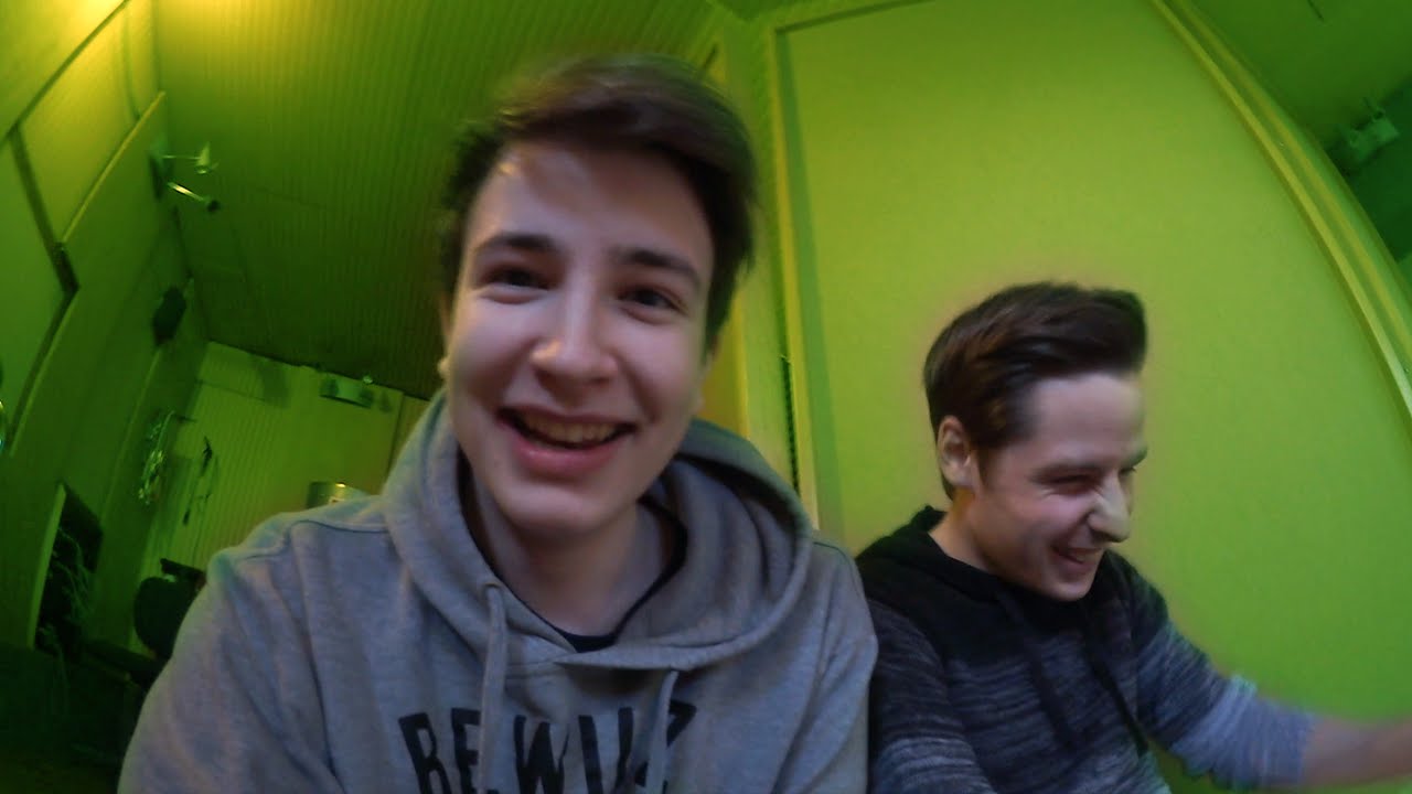 Ein Tag mit REWI im TONSTUDIO | Rotpilz